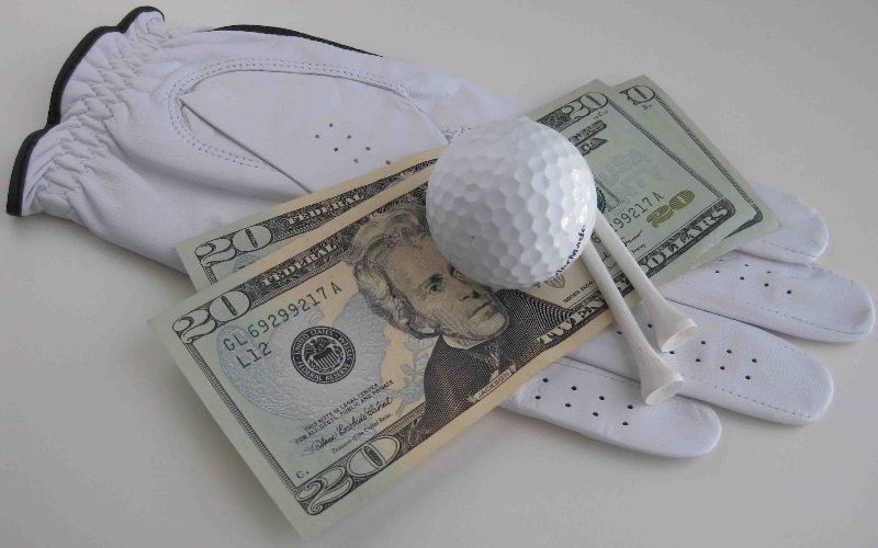 What are the different betting opportunities in golf?